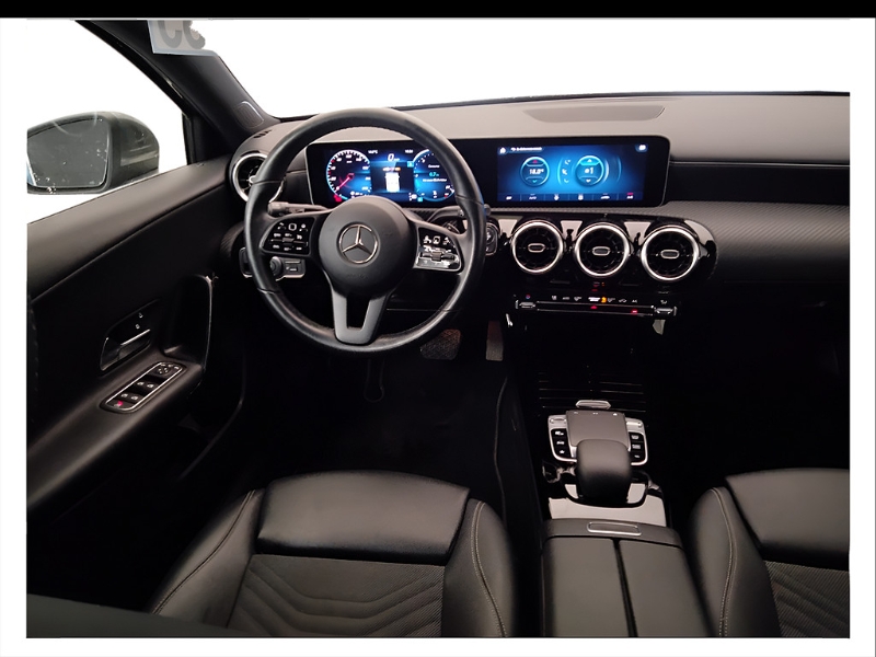 GuidiCar - Mercedes Classe A     (W177) 2020 Classe A     (W177) - A 180 d Automatic Business Usato