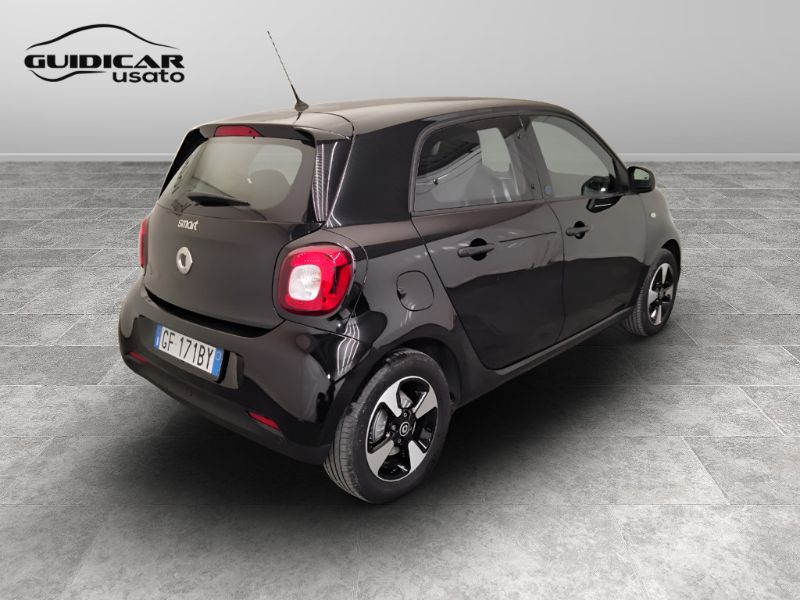 GuidiCar - SMART Forfour II 2020 2021 Forfour eq Passion 22kW Usato