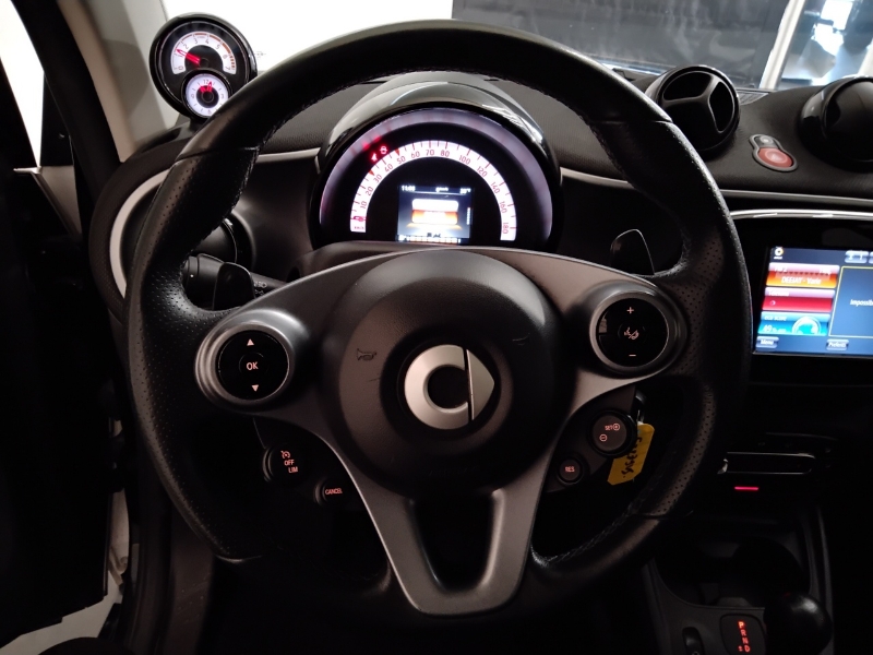 GuidiCar - SMART fortwo 3ª s. (C453) 2019 fortwo 3ªs.(C/A453) - fortwo 90 0.9 Turbo twinamic Passion Usato