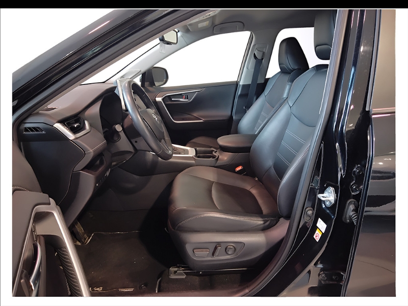 GuidiCar - TOYOTA RAV4 5ª serie 2019 RAV4 5ª serie - RAV4 2.5 HV (218CV) E-CVT 2WD Lounge Usato