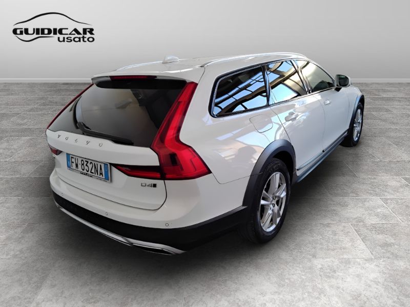 GuidiCar - VOLVO V90 2016 Cross Country 2019 V90 Cross Country 2.0 d4 awd geartronic my19 Usato