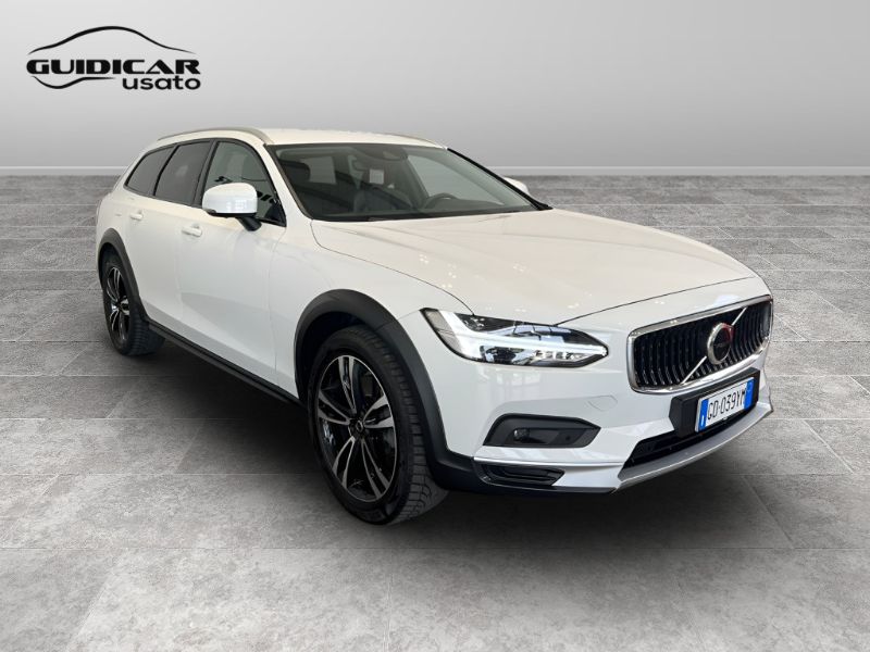 GuidiCar - VOLVO V90 Cross Country 2021 V90 Cross Country 2.0 d4 Business Pro awd geartronic Usato