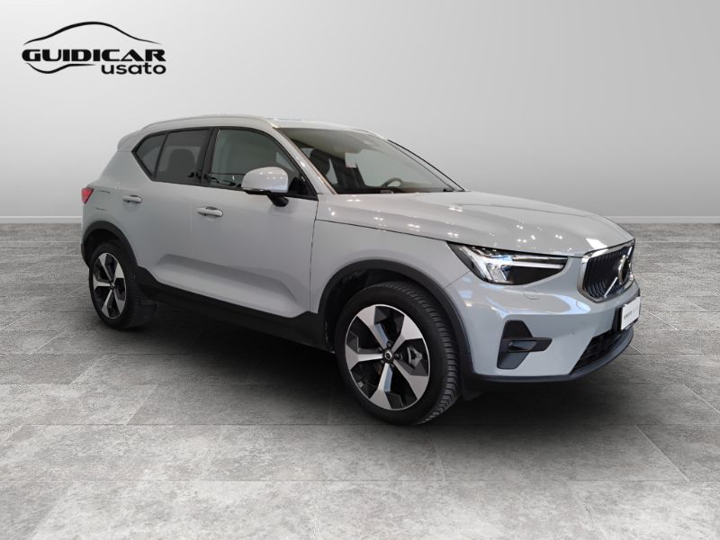 GuidiCar - VOLVO XC40 2023 2024 XC40 2.0 b3 Core auto Usato