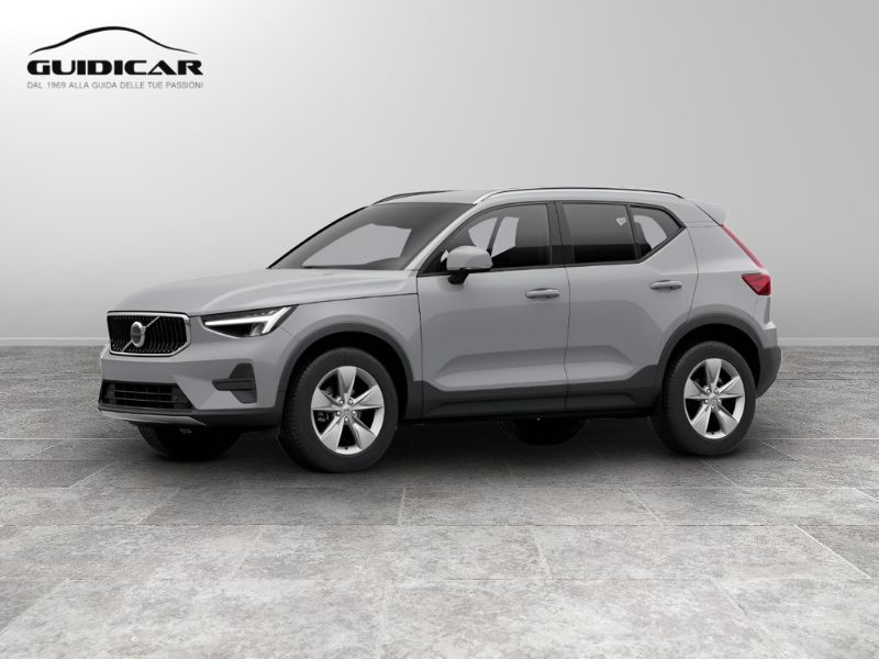 GuidiCar - VOLVO XC40 1 XC40 2.0 b3 Essential auto Nuovo