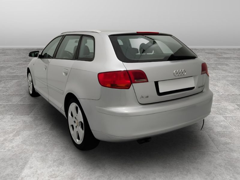 GuidiCar - AUDI A3 II 2003 Sportback 2007 A3 Sportback 2.0 tdi Ambition Usato