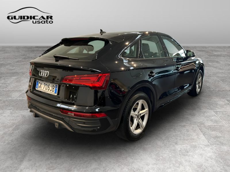 GuidiCar - AUDI Q5 2022 Q5 Sportback 35 2.0 tdi mhev 12V Business Advanced s tronic Usato