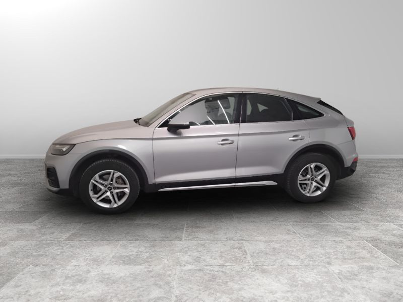 GuidiCar - AUDI Q5 2022 Q5 Sportback 40 2.0 tdi mhev 12V quattro s tronic Usato