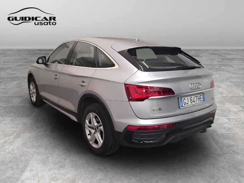 GuidiCar - AUDI Q5 2022 Q5 Sportback 40 2.0 tdi mhev 12V quattro s tronic Usato