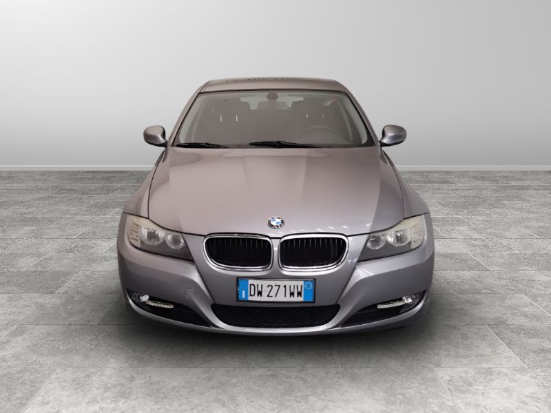 GuidiCar - BMW Serie 3 2009 318d Touring 2.0 Eletta 143cv FL Usato