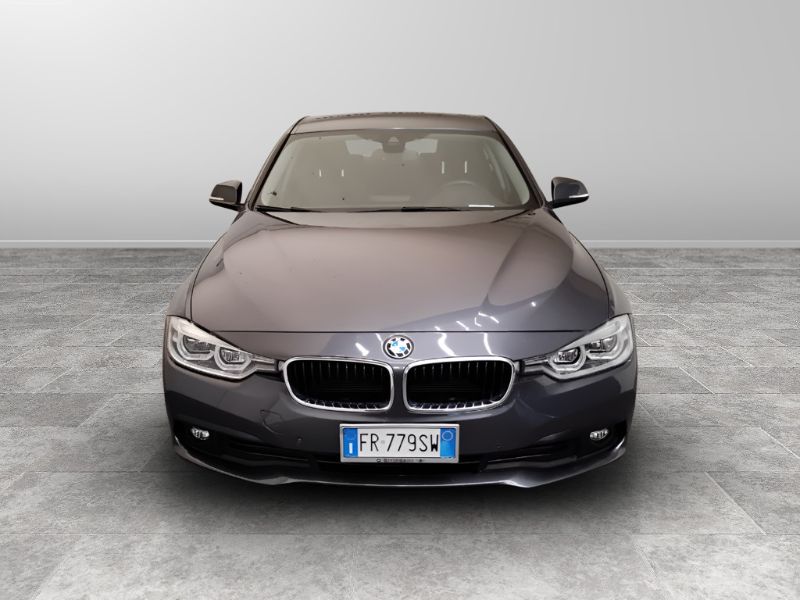 GuidiCar - BMW Serie 3 F30 2015 Berlina 2018 318d Business Advantage auto Usato