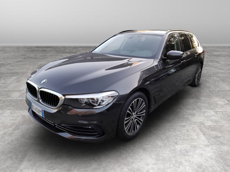 GuidiCar - BMW Serie 5 2020 520d Touring mhev 48V xdrive Luxury auto Usato