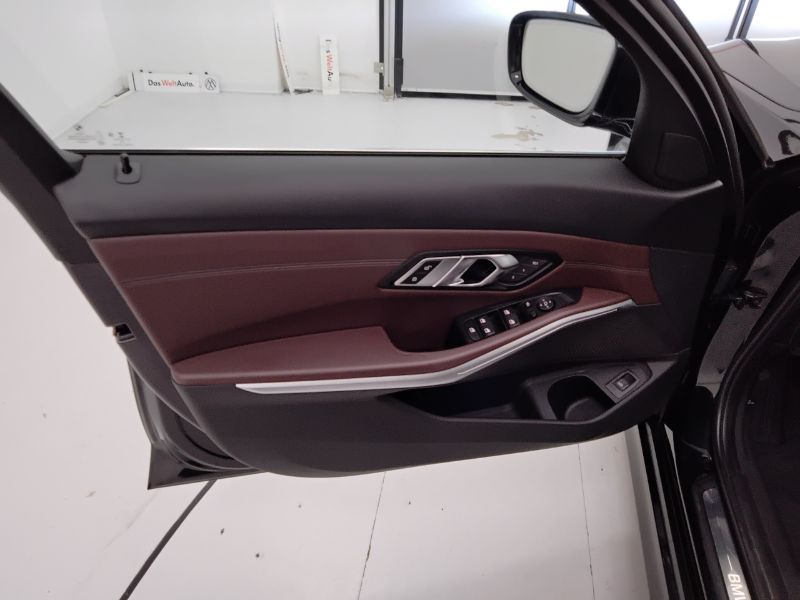 GuidiCar - BMW Serie 3 G21 2019 Touring 2019 320d Touring Luxury auto Usato