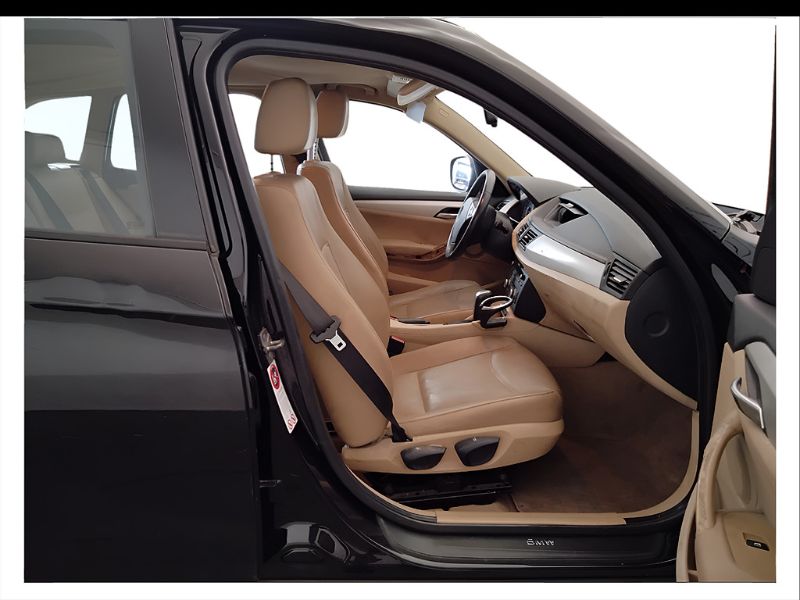 GuidiCar - BMW X1 E84 2010 X1 sdrive18d Usato