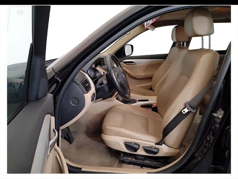 GuidiCar - BMW X1 E84 2010 X1 sdrive18d Usato