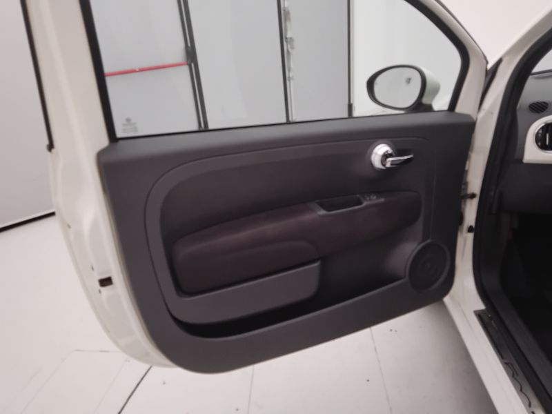 GuidiCar - FIAT 500C III 2015 2016 500C 1.2 Lounge 69cv dualogic Usato