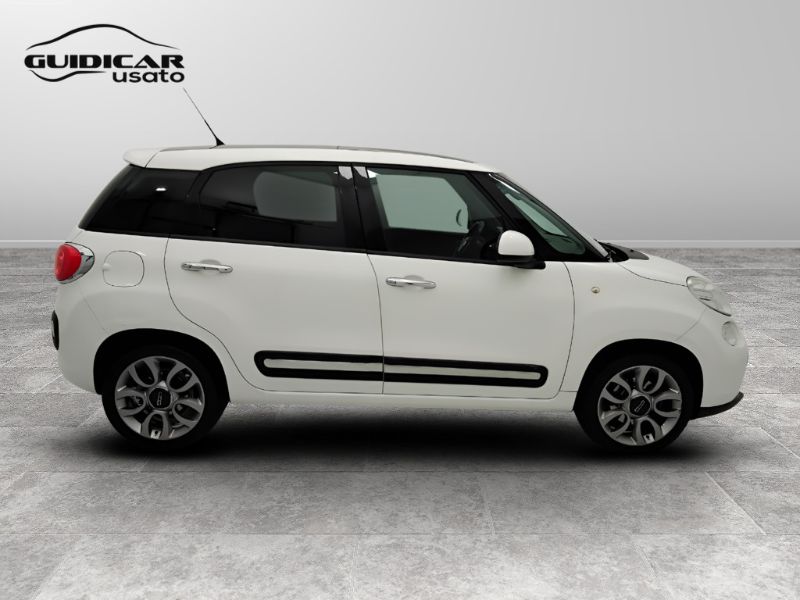 GuidiCar - FIAT 500L 2017 Cross 2013 500L 1.3 mjt Lounge 85cv Usato