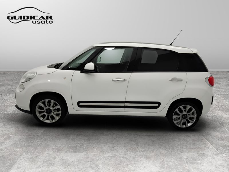 GuidiCar - FIAT 500L 2017 Cross 2013 500L 1.3 mjt Lounge 85cv Usato