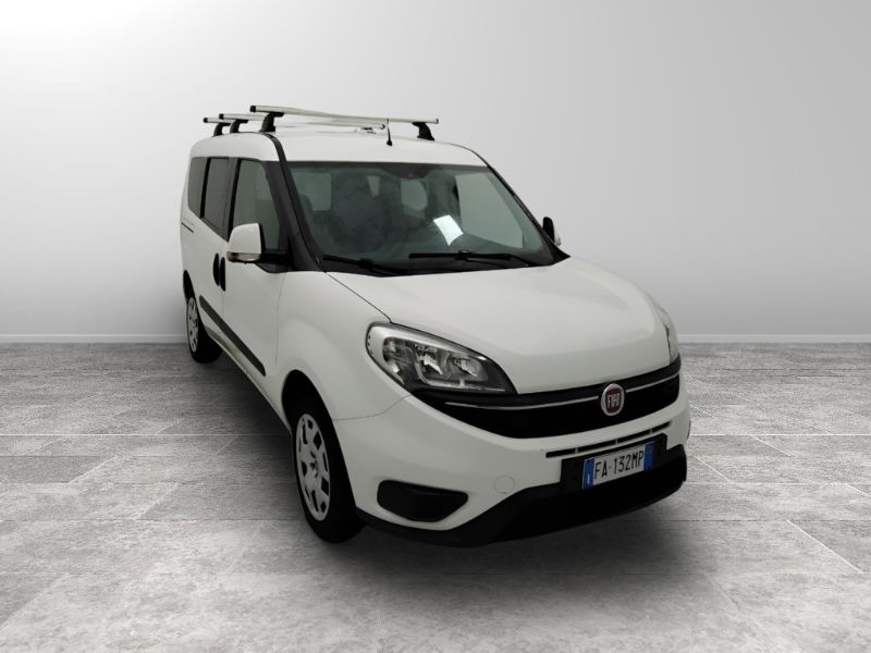 GuidiCar - FIAT Doblo 2015 Doblo 1.4 tjt 16v Lounge 120cv Usato