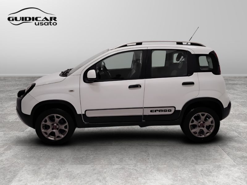 GuidiCar - FIAT Panda III 2012 4x4 2015 Panda 1.3 mjt 16v Cross 4x4 s&s 95cv Usato