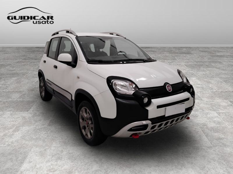 GuidiCar - FIAT Panda III 2012 4x4 2015 Panda 1.3 mjt 16v Cross 4x4 s&s 95cv Usato