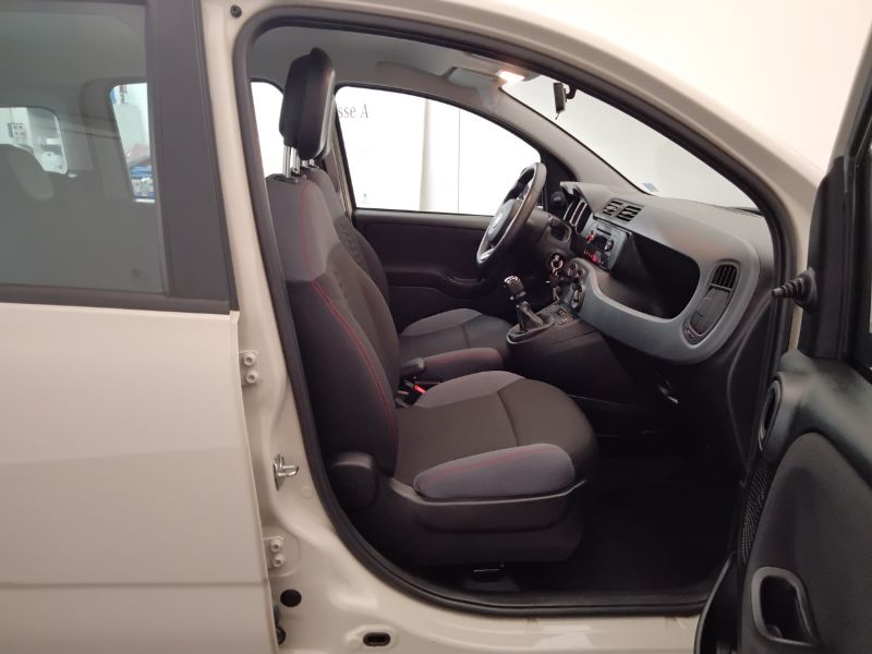 GuidiCar - FIAT Panda III 2012 2017 Panda 1.2 Easy 69cv E6 Usato