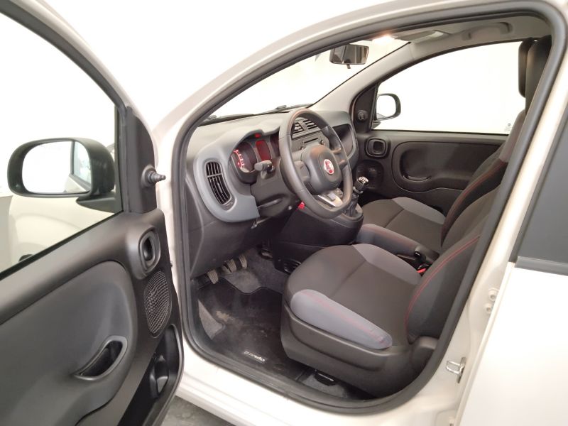 GuidiCar - FIAT Panda III 2012 2017 Panda 1.2 Easy 69cv E6 Usato