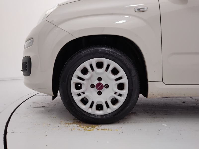 GuidiCar - FIAT Panda 2015 Panda 1.2 easypower Easy Gpl 69cv E6 Usato