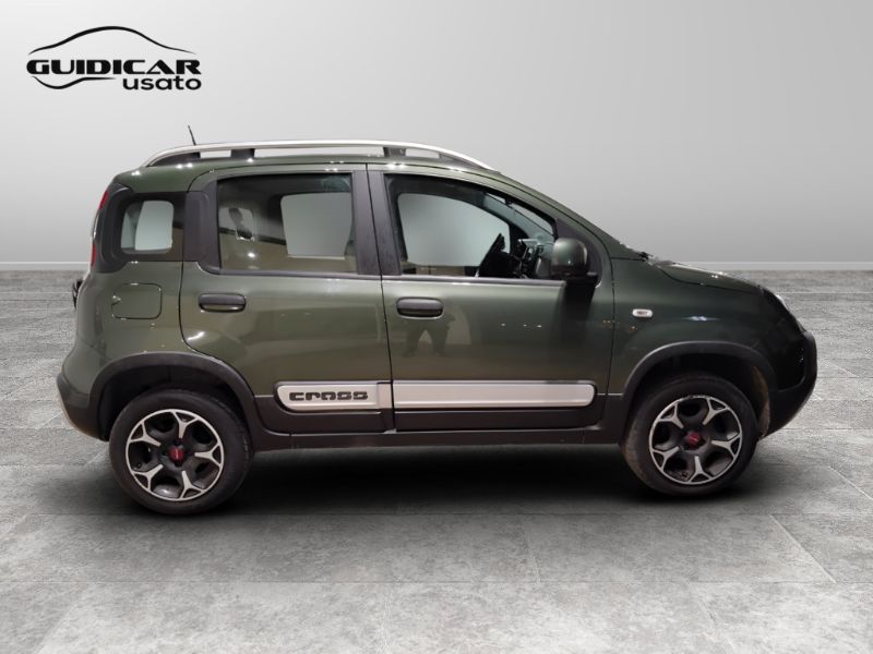 GuidiCar - FIAT Panda 2021 Panda 0.9 t.air t. Cross 4x4 s&s 85cv Usato