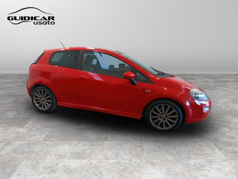 GuidiCar - FIAT Punto III 2012 2012 Punto 3p 1.4 m-air 16v t. Sport s&s 135cv Usato