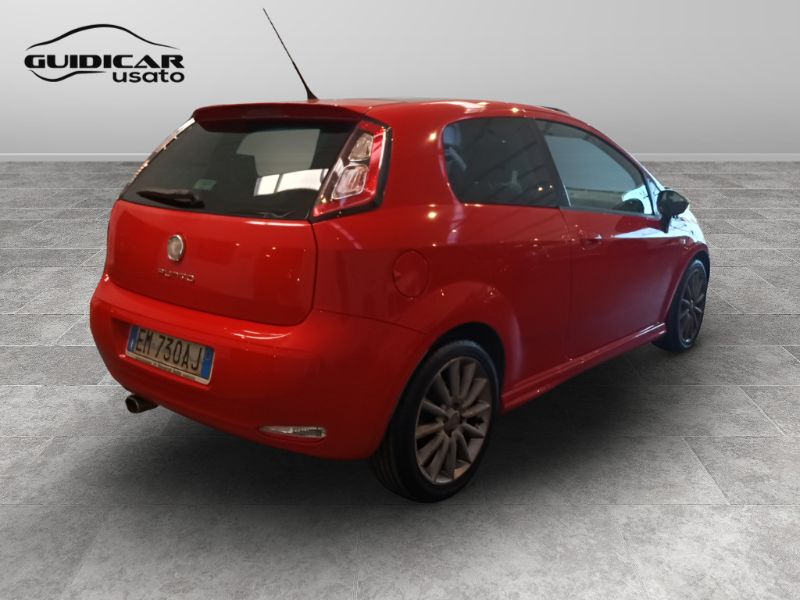 GuidiCar - FIAT Punto 2012 Punto 3p 1.4 m-air 16v t. Sport s&s 135cv Usato