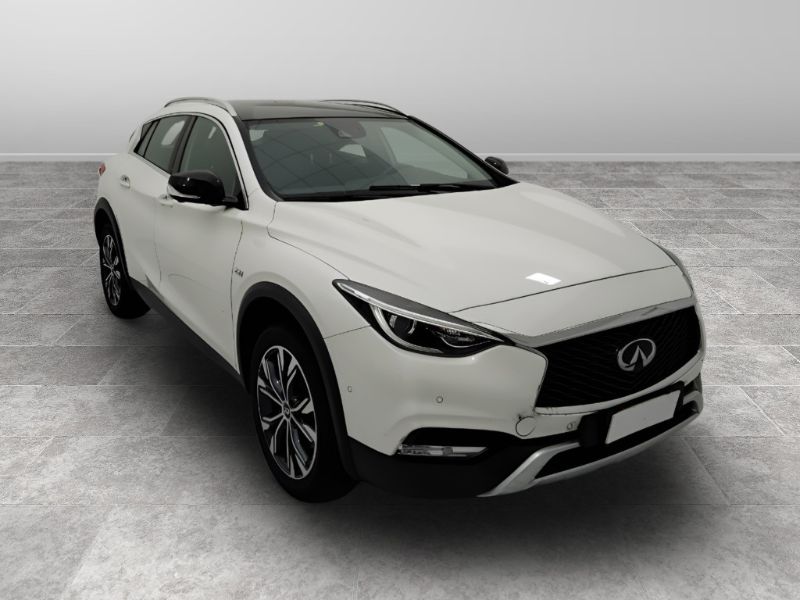 GuidiCar - INFINITI QX30 2017 QX30 2.2d Premium Tech awd dct Usato