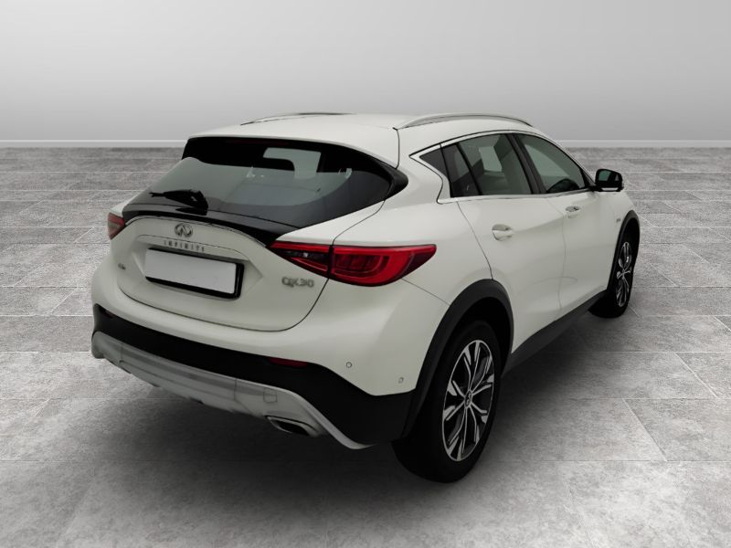 GuidiCar - INFINITI QX30 2017 QX30 2.2d Premium Tech awd dct Usato