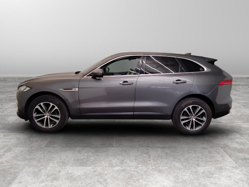 GuidiCar - JAGUAR F-Pace 2015 2019 F-Pace 2.0d i4 R-Sport awd 180cv auto my19 Usato