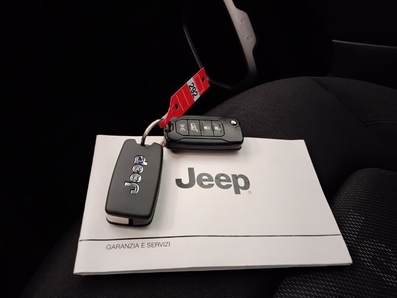 GuidiCar - JEEP Renegade 2017 Renegade 1.6 mjt Longitude fwd 120cv my18 Usato