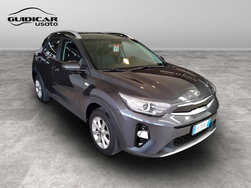 GuidiCar - KIA Stonic 2019 Stonic - Stonic 1.4 MPI EcoGPL Style Usato