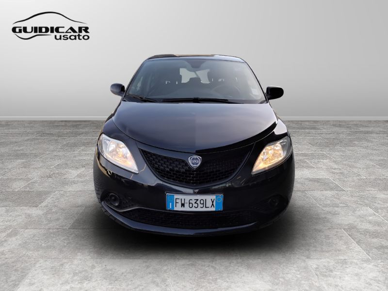 GuidiCar - LANCIA Ypsilon III 2015 2019 Ypsilon 1.2 Gold s&s 69cv my19 Usato