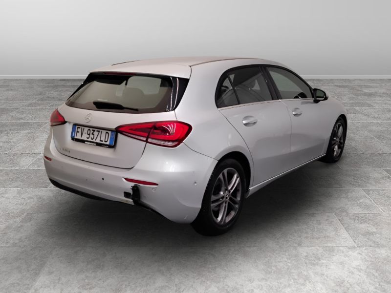 GuidiCar - Mercedes Classe a 2019 A 180 d Business auto Usato