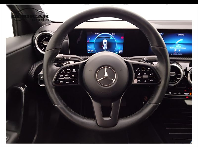 GuidiCar - Mercedes Classe A - W177 2018 2019 A 180 d Business auto Usato