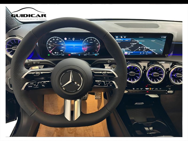 GuidiCar - MERCEDES BENZ Classe a 1 A 180 Sport auto Nuovo