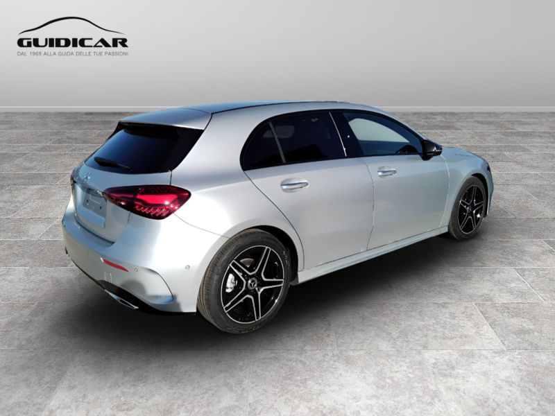 GuidiCar - MERCEDES BENZ Classe a 1 A 180 Sport auto Nuovo