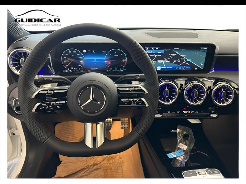 GuidiCar - MERCEDES BENZ Classe a 1 A 180 d Automatic Nuovo