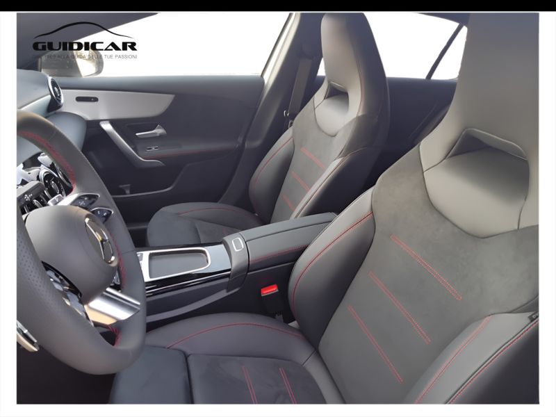 GuidiCar - MERCEDES BENZ Classe a 1 A 180 d Automatic AMG Line ADVANCED Nuovo