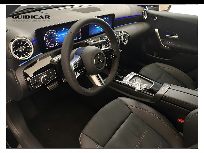 GuidiCar - MERCEDES BENZ CLASSE A 1 A 180 d Automatic Nuovo