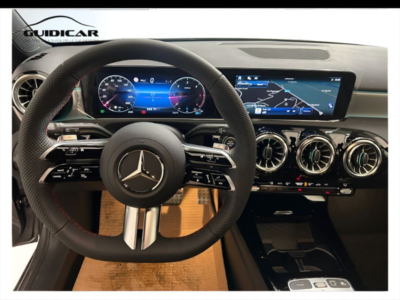 GuidiCar - MERCEDES BENZ Classe a 1 A 180 d Automatic Nuovo