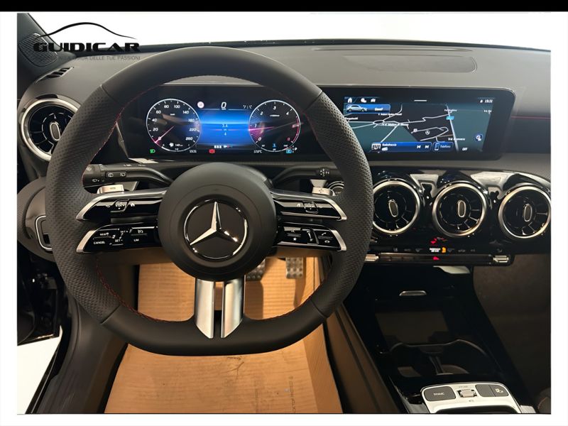 GuidiCar - MERCEDES BENZ Classe a 1 A 200 d Automatic AMG Line ADVANCED Nuovo