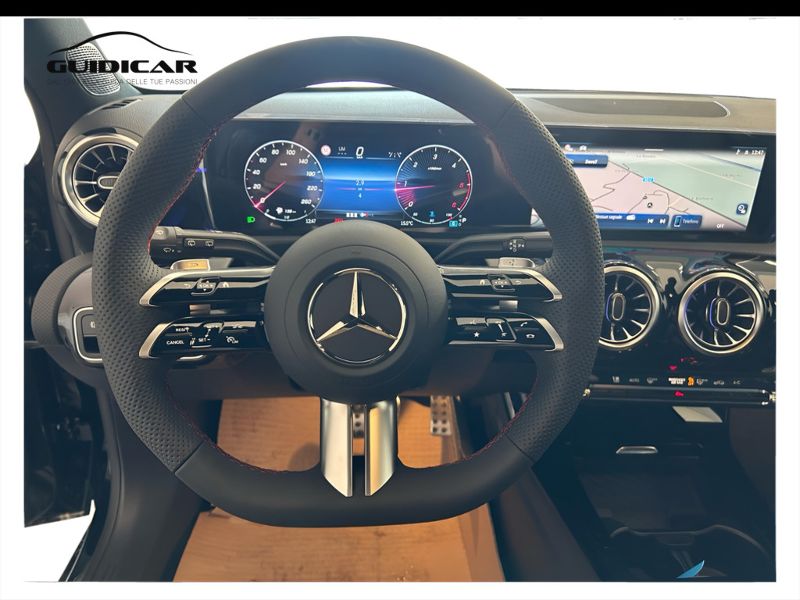 GuidiCar - MERCEDES BENZ Classe a 1 A 200 d Automatic AMG Line ADVANCED PLUS Nuovo