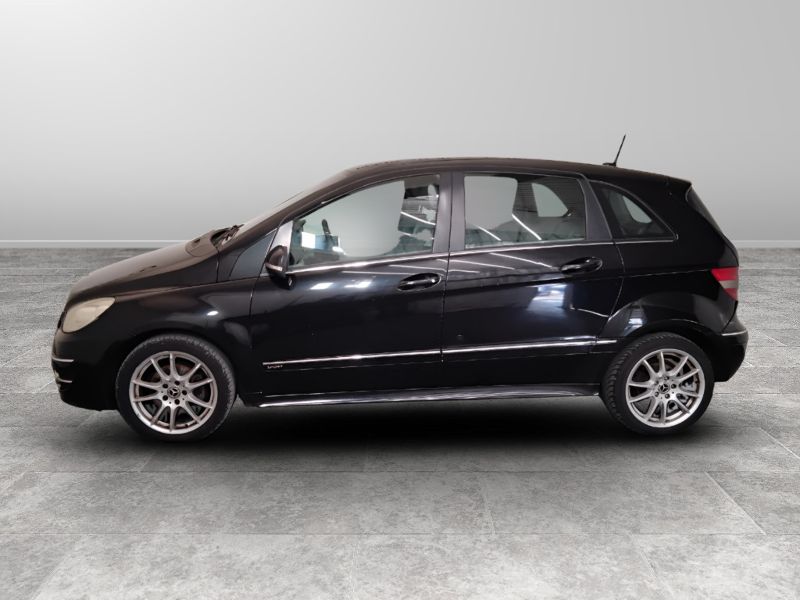 GuidiCar - Mercedes Classe b 2008 B 180 cdi Sport Usato