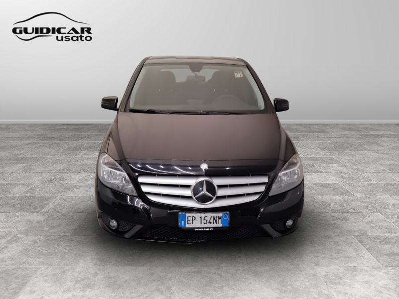 GuidiCar - Mercedes Classe b 2013 B 180 cdi be Executive Usato