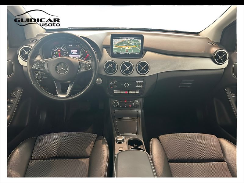 GuidiCar - Mercedes Classe B - T246 2018 B 180 d (cdi) Sport auto Usato