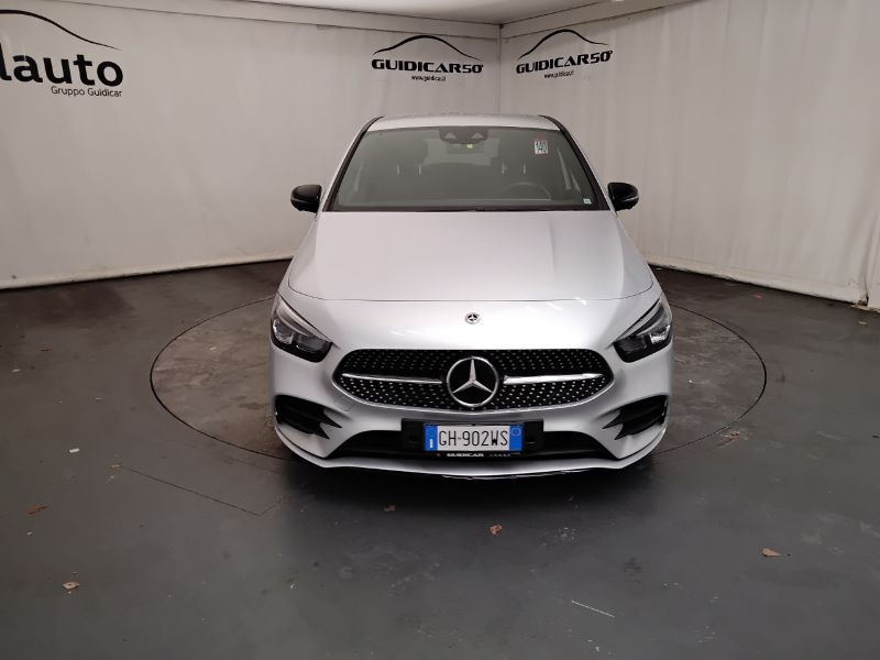 GuidiCar - Mercedes Classe b 2022 B 200 d Premium auto Usato